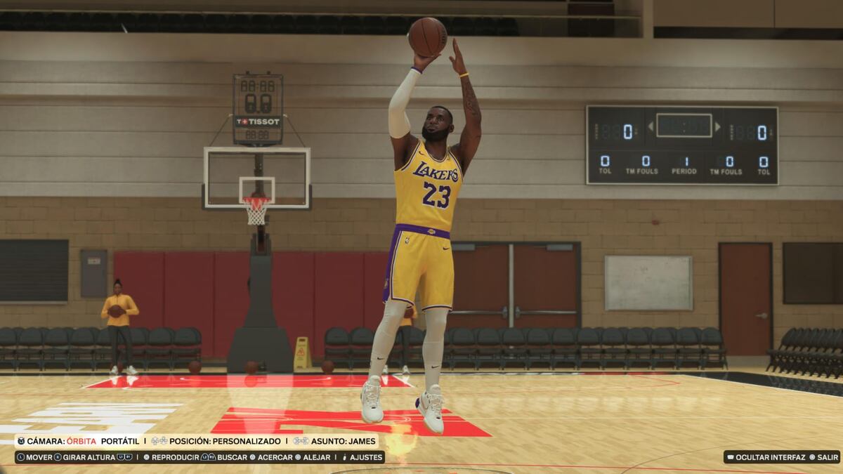 Lebron James en el videojuego NBA 2K25. (Captura de imagen)