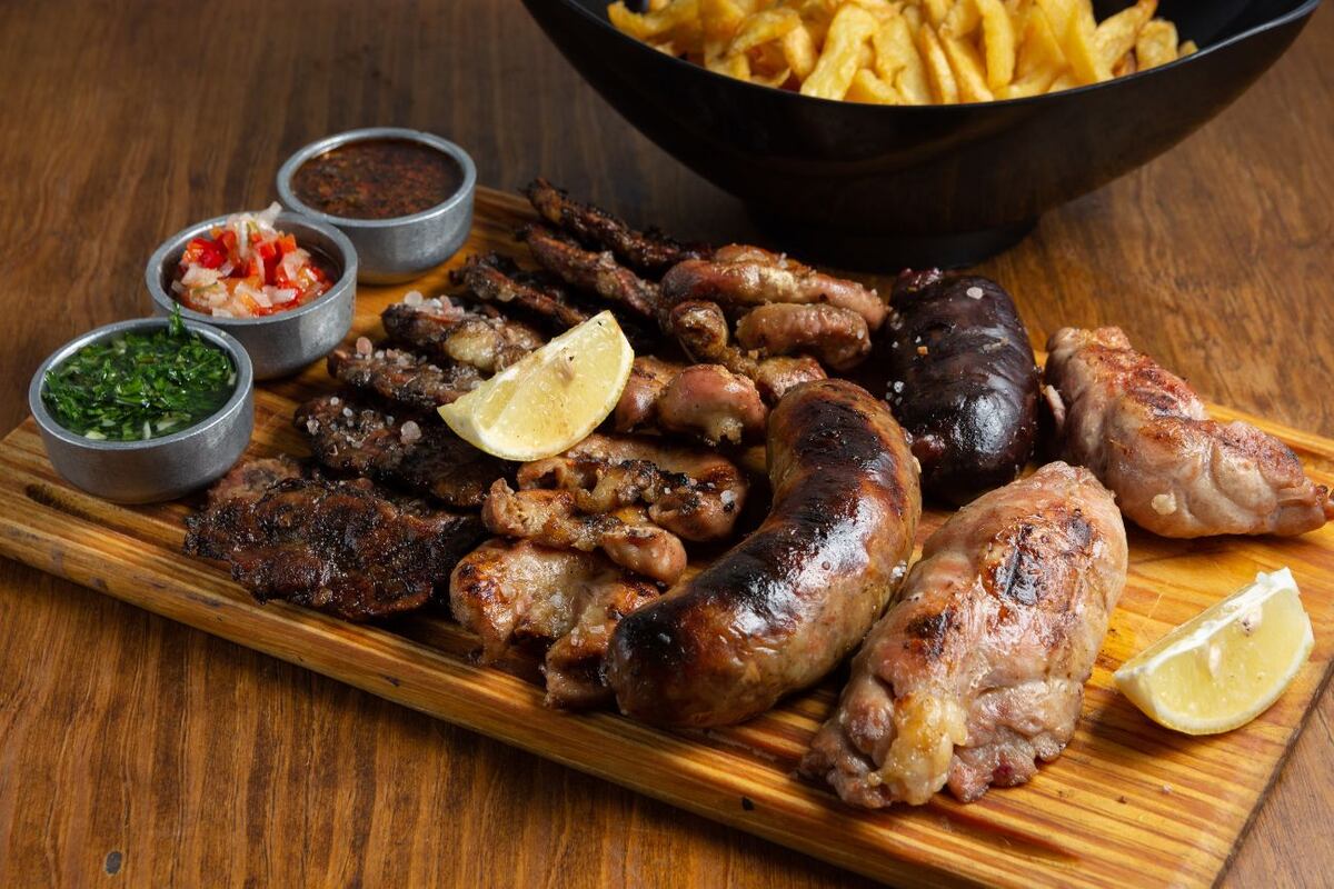 Día del asado: cuánto sale hoy hacer un asado para 6 personas 