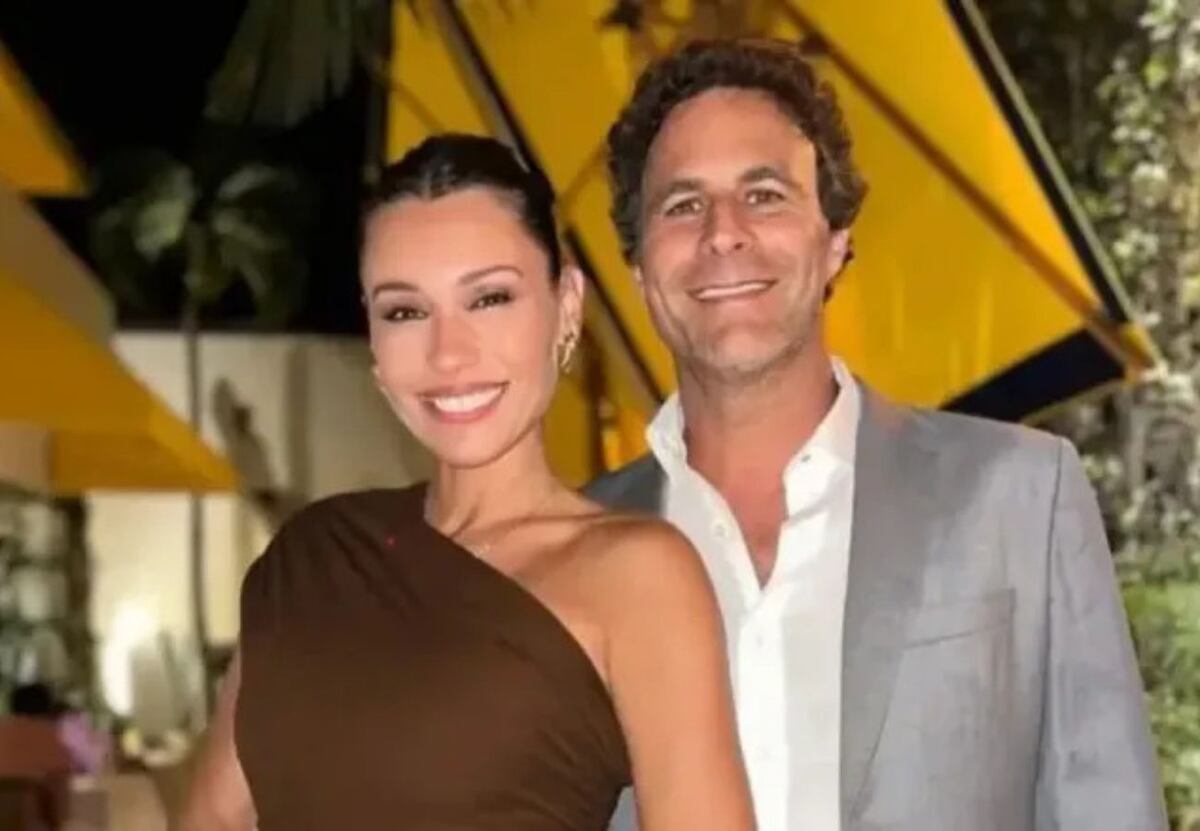 Pampita junto a su novio, Martín Pepa. 