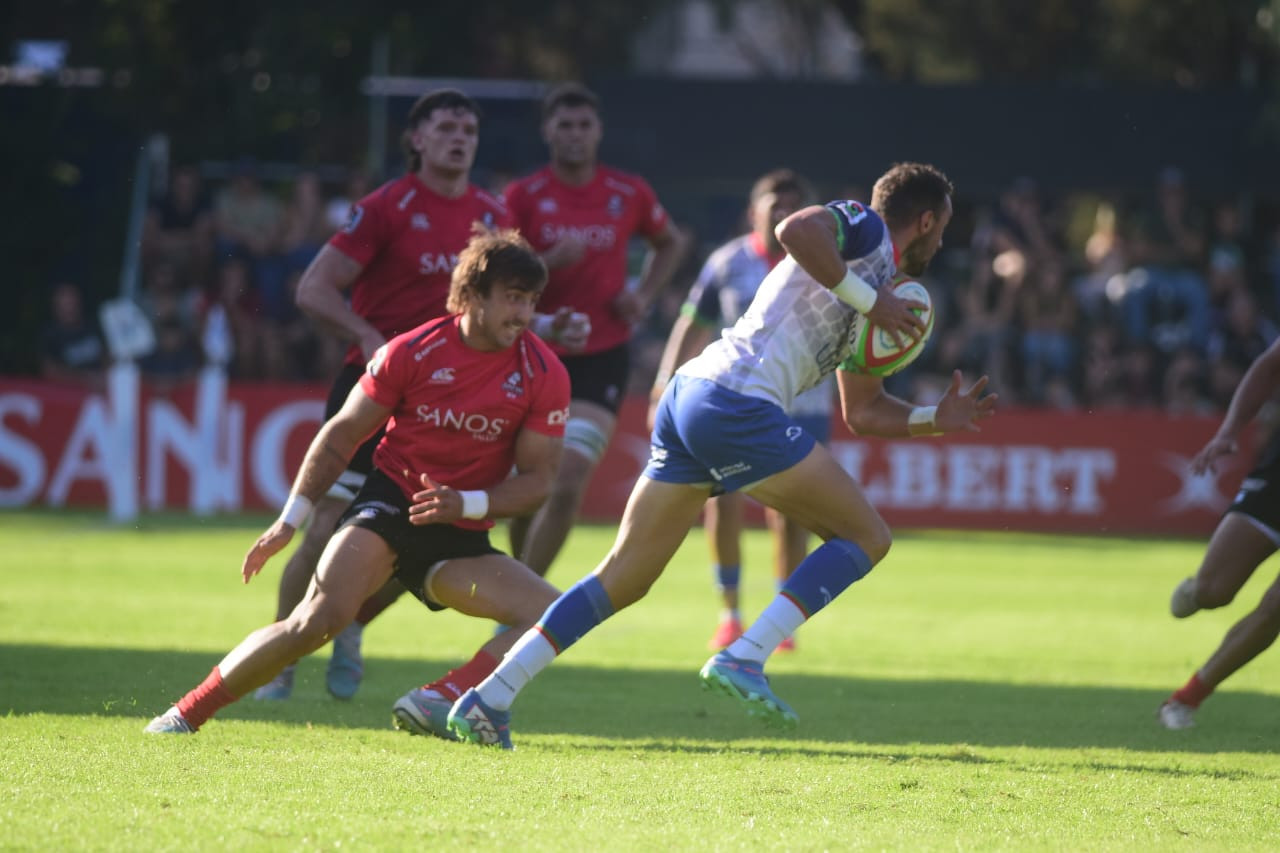 Dogos XV recibiendo a Yacaré XV, por la 10ª fecha del Súper Rugby Américas 2025. (José Gabriel Hernández / La Voz).