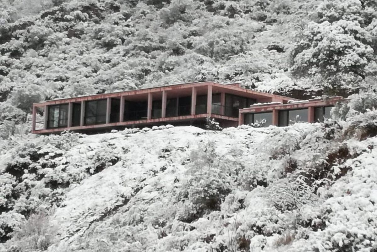 Casa MF nevada- @alarciaferrer_arquitectos - Ph @federicocairoli.jpg. / Ferrocons