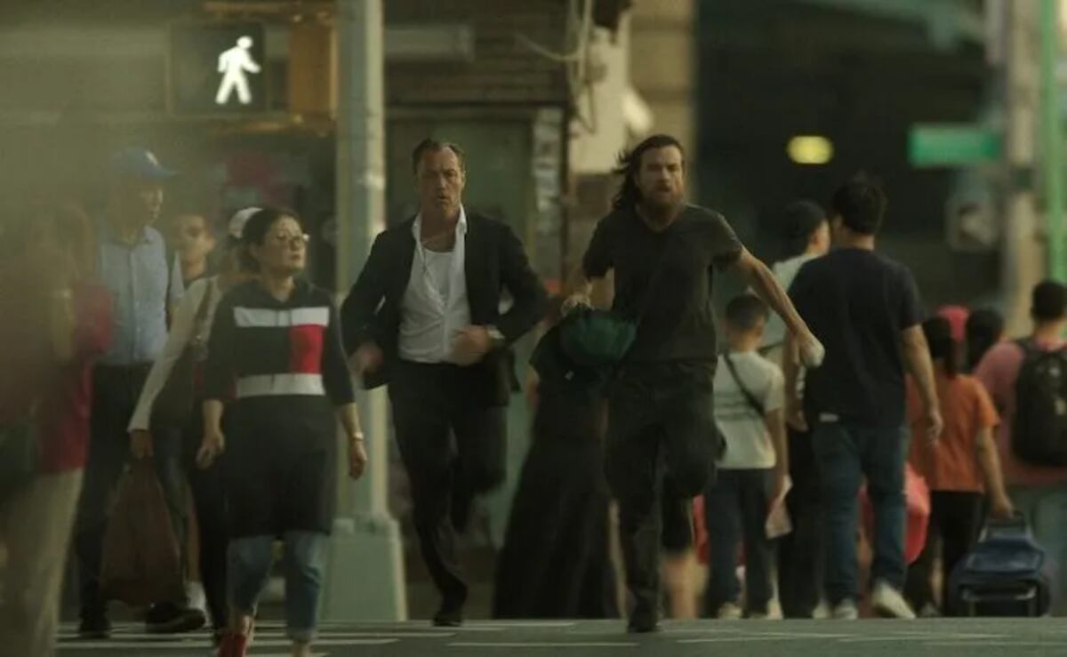 La serie protagonizada por Jude Law y Jason Bateman. Se estrenó en Netflix el 18 de septiembre de 2025.