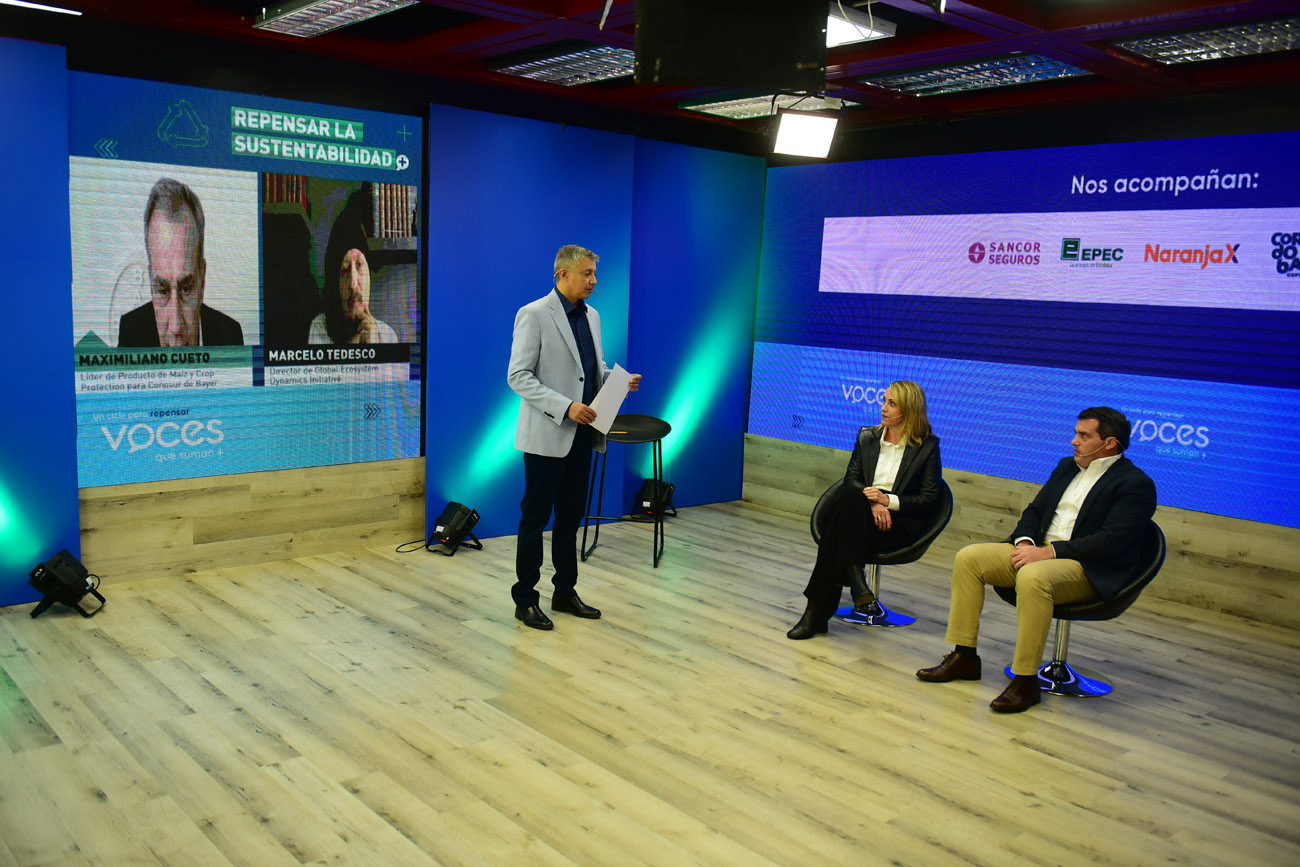 ECOSISTEMAS. Los panelistas analizaron la manera en la que las empresas interactúan con sus entornos. (Nicolás Bravo / La Voz)