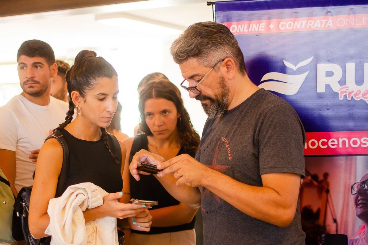 El pasado viernes 17 de marzo se expusieron las últimas tendencias de la industria digital y redes sociales, estrategias de contenidos, casos de éxito, buenas prácticas y herramientas digitales para optimizar procesos.