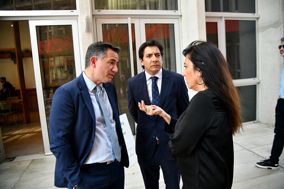 Gabriel Bornoroni, Gonzalo Roca y Laura Rodríguez Machado. (Pedro Castillo / La Voz)