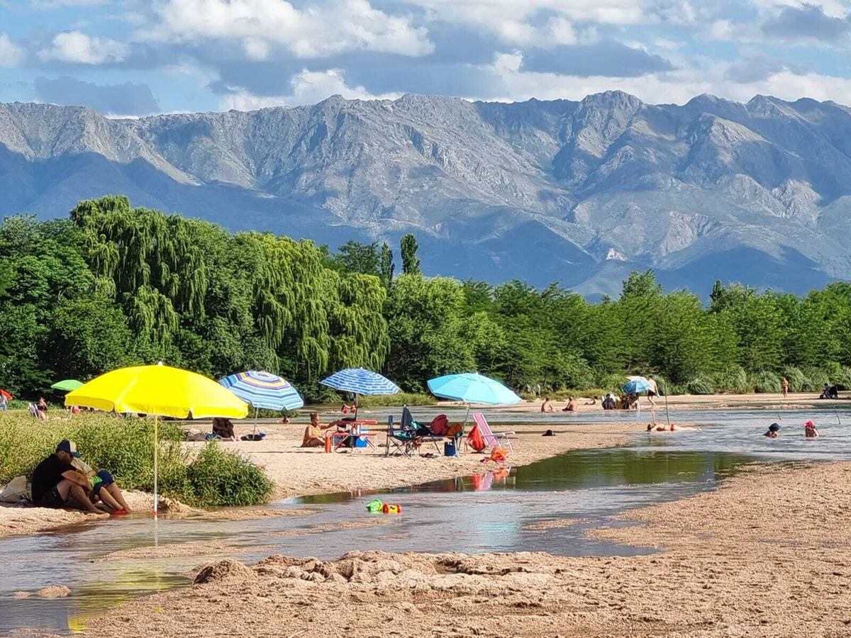 Turismo en Arroyo de los Patos, Valle de Traslasierra. Foto La Voz.