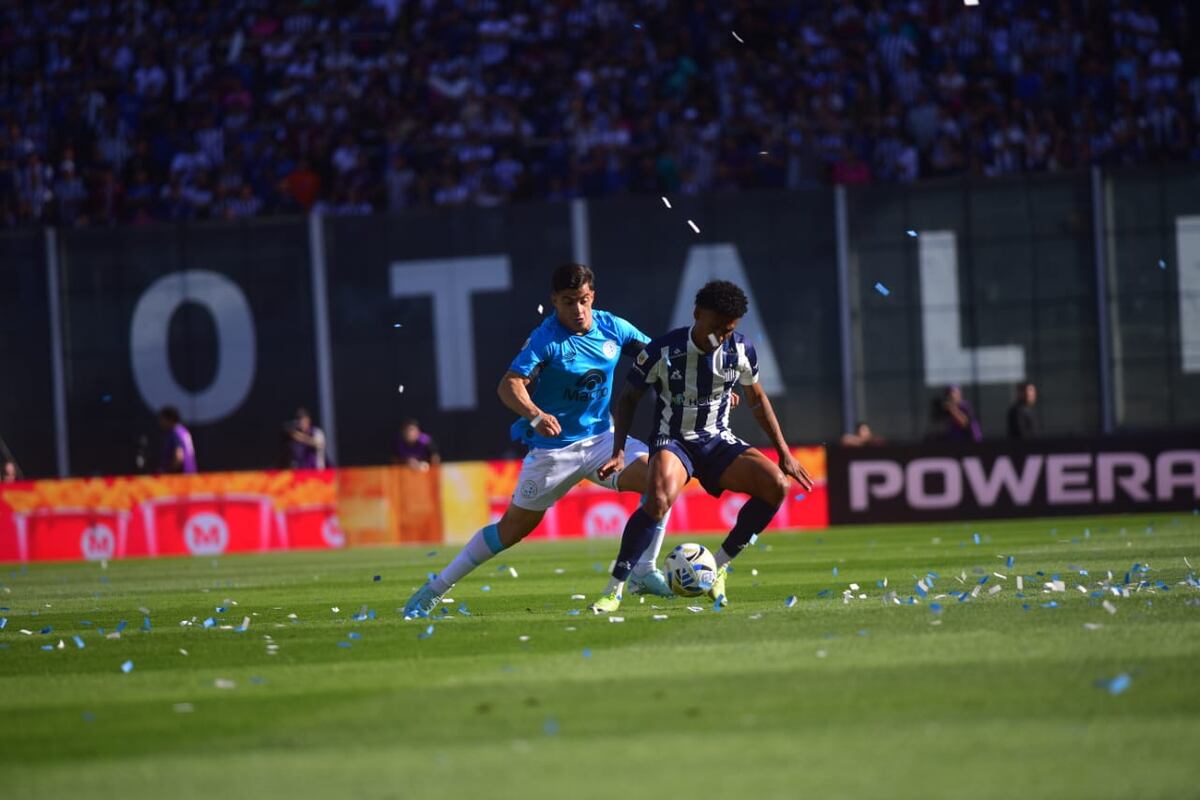 Talleres ante Belgrano en el estadio Mario Kempes. (Javier Ferreyra / La Voz).