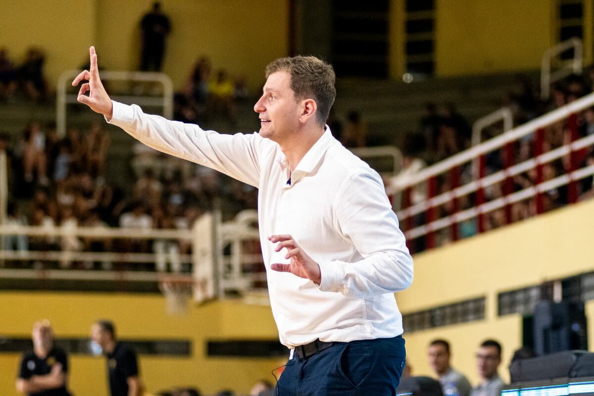 Gonzalo Pérez, técnico de Boca, rival de Instituto en la final de la Copa Súper 20, expresó: “Estamos preparados para estos partidos". (Javier Centeno / Prensa Liga Nacional)