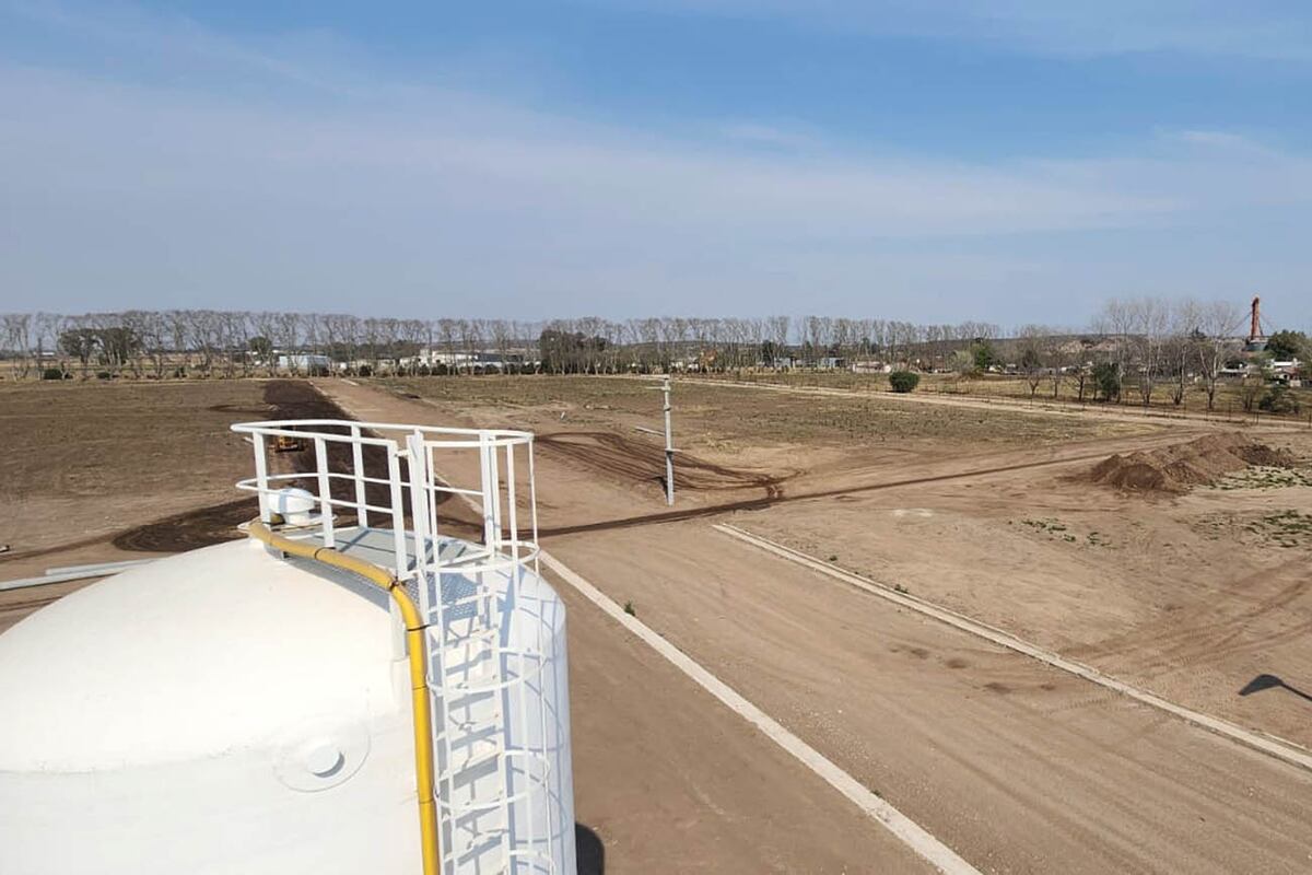 Euclides Bugliotti, titular de Grupo Dinosaurio, es el promotor del polo industrial, comercial y residencial.