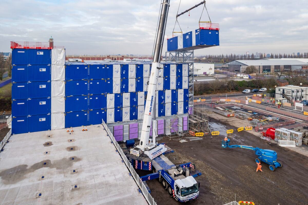 Lanzaron una línea de contenedores marítimos para obras de arquitectura de alta gama.