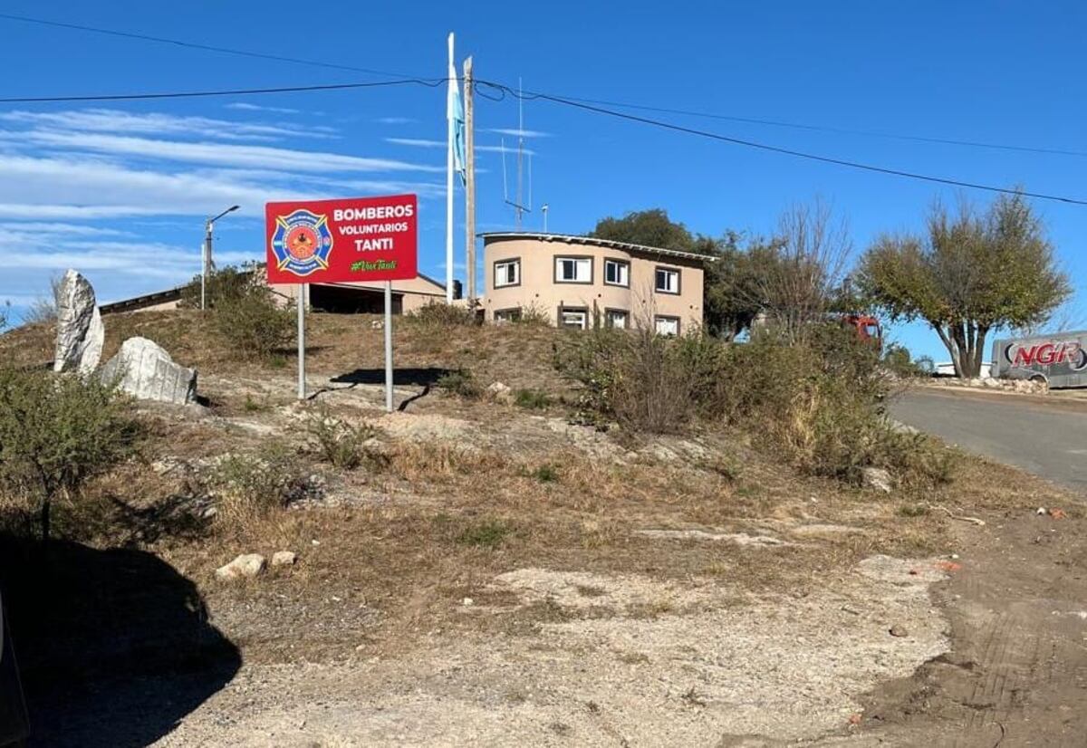 Cuartel de Bomberos Voluntarios de Tanti.