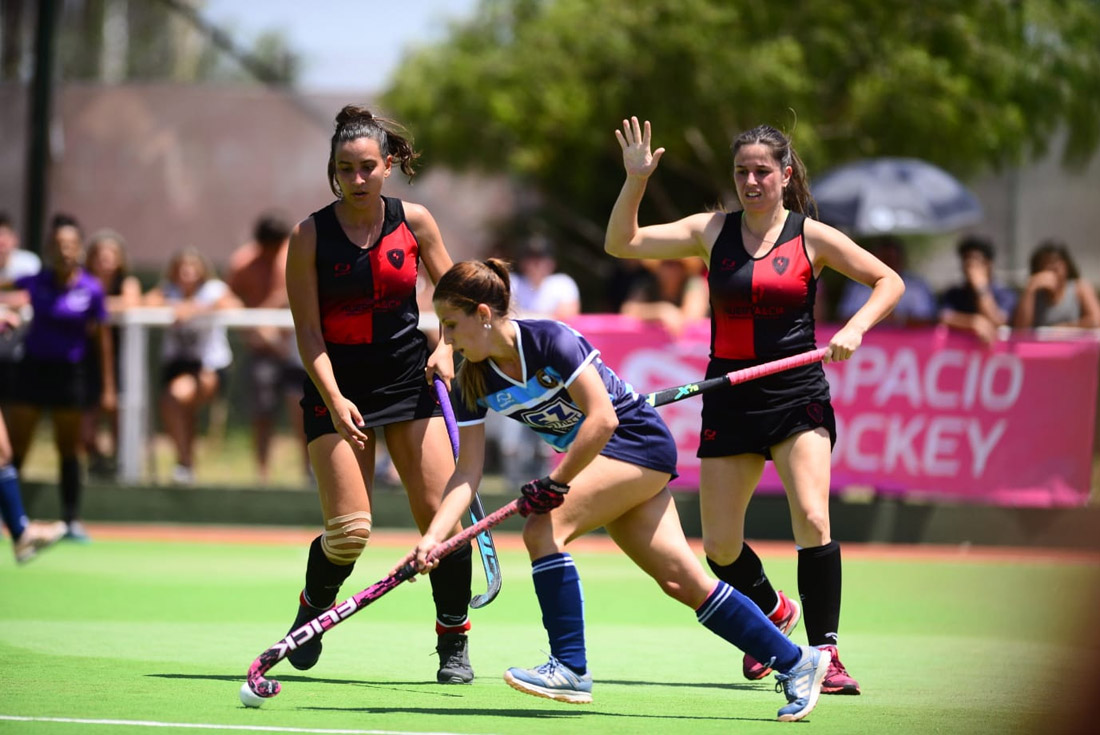 Hockey. La Salle le ganó a Córdoba Athletic y es bicampeón del Oficial Damas A. (José Gabriel Hernández)