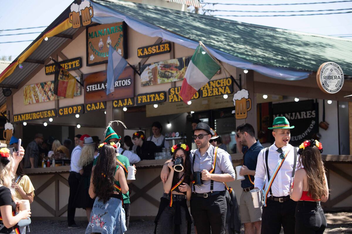 La Oktoberfest convocó a una multitud en Villa General Belgrano. (La Voz)