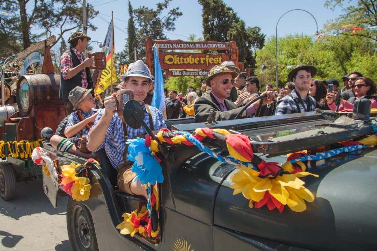 Villa General Belgrano a pleno durante el fin de semana largo y con la Oktoberfest. (Prensa Villa General Belgrano)