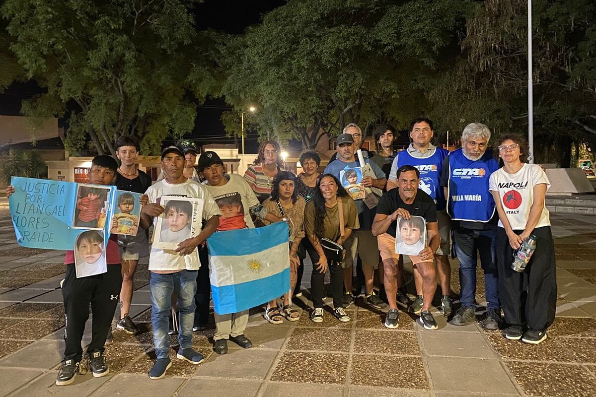 Marcha de familiares a 11 meses de la desaparición de Lian Flores. (Gentileza)