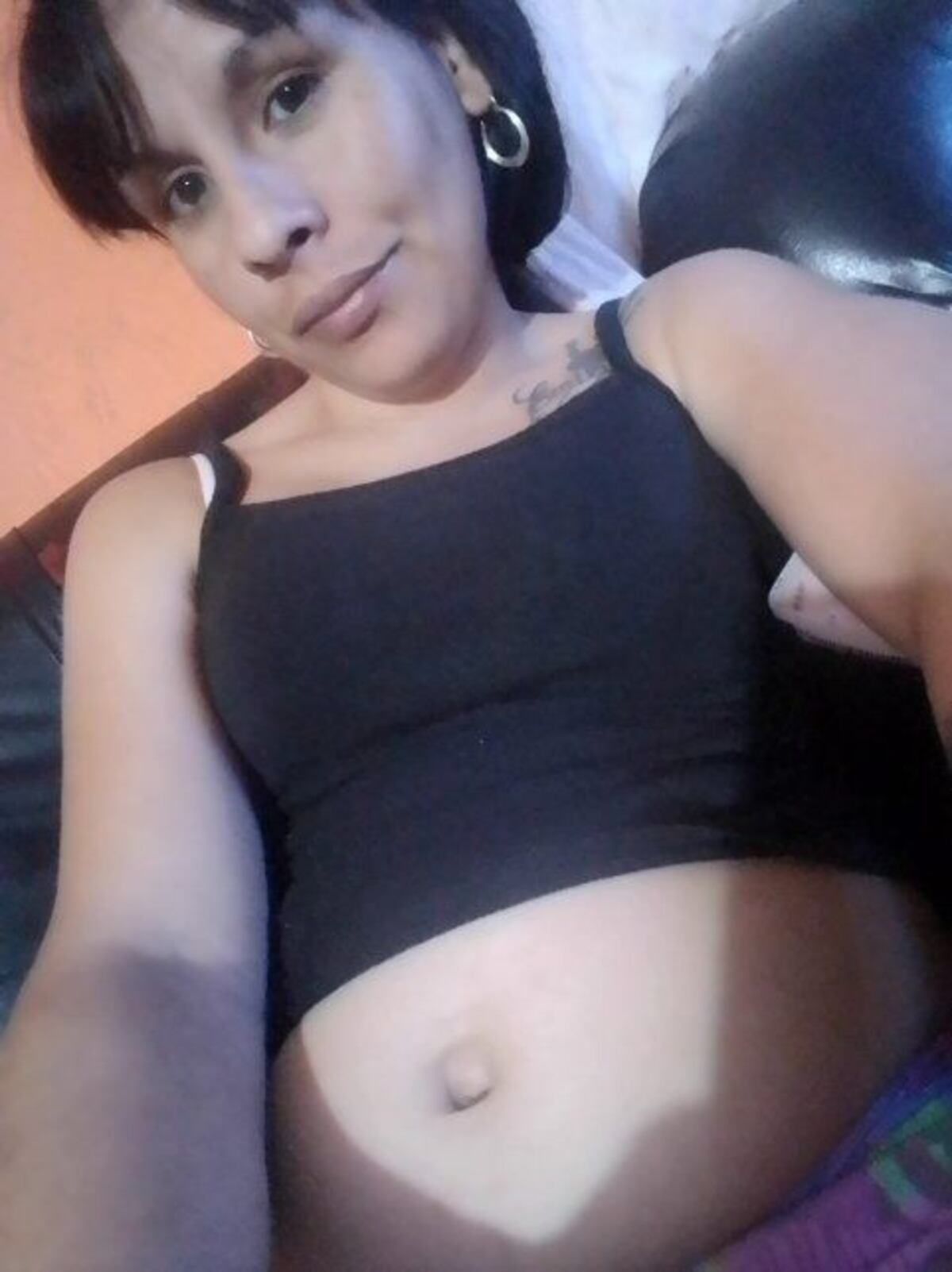Débora, la embarazada brutalmente asesinada en Rosario de un disparo en la cabeza. (Facebook)