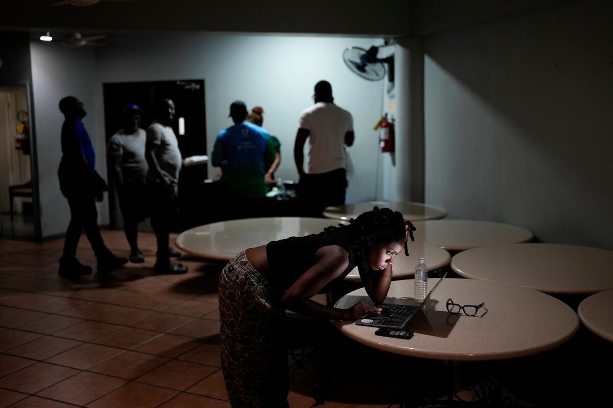 El huracán Melissa avanza por el Caribe. (AP)
