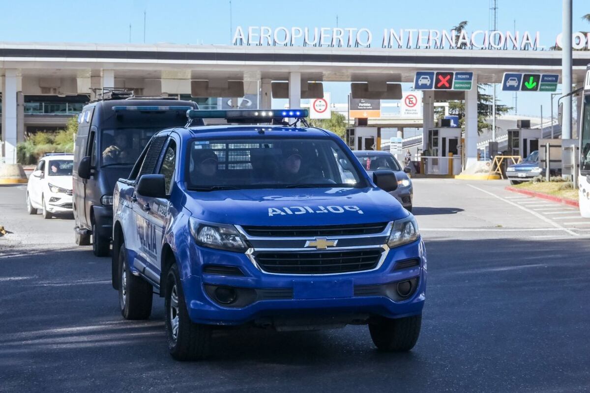 Dos hermanos fueron extraditados desde Tierra del Fuego. (Policía) .