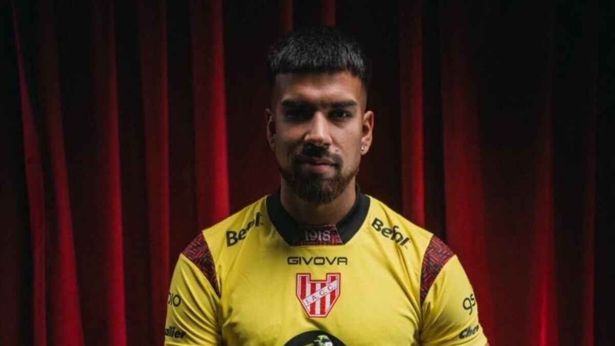 Lautaro Maldonado, arquero de 24 años, firmó contrato con Instituto por tres temporadas. Ya está a las órdenes del entrenador Daniel Oldrá. (Prensa Instituto)