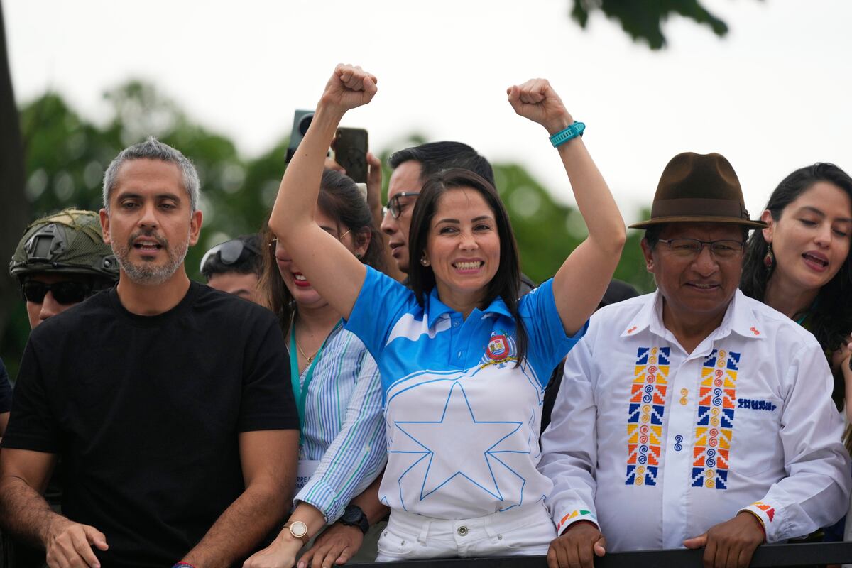 Luisa González, en campaña. 