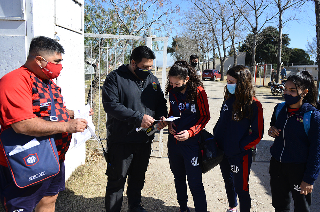 La vuelta del fútbol femenino en Córdoba. (José Gabriel Hernández)