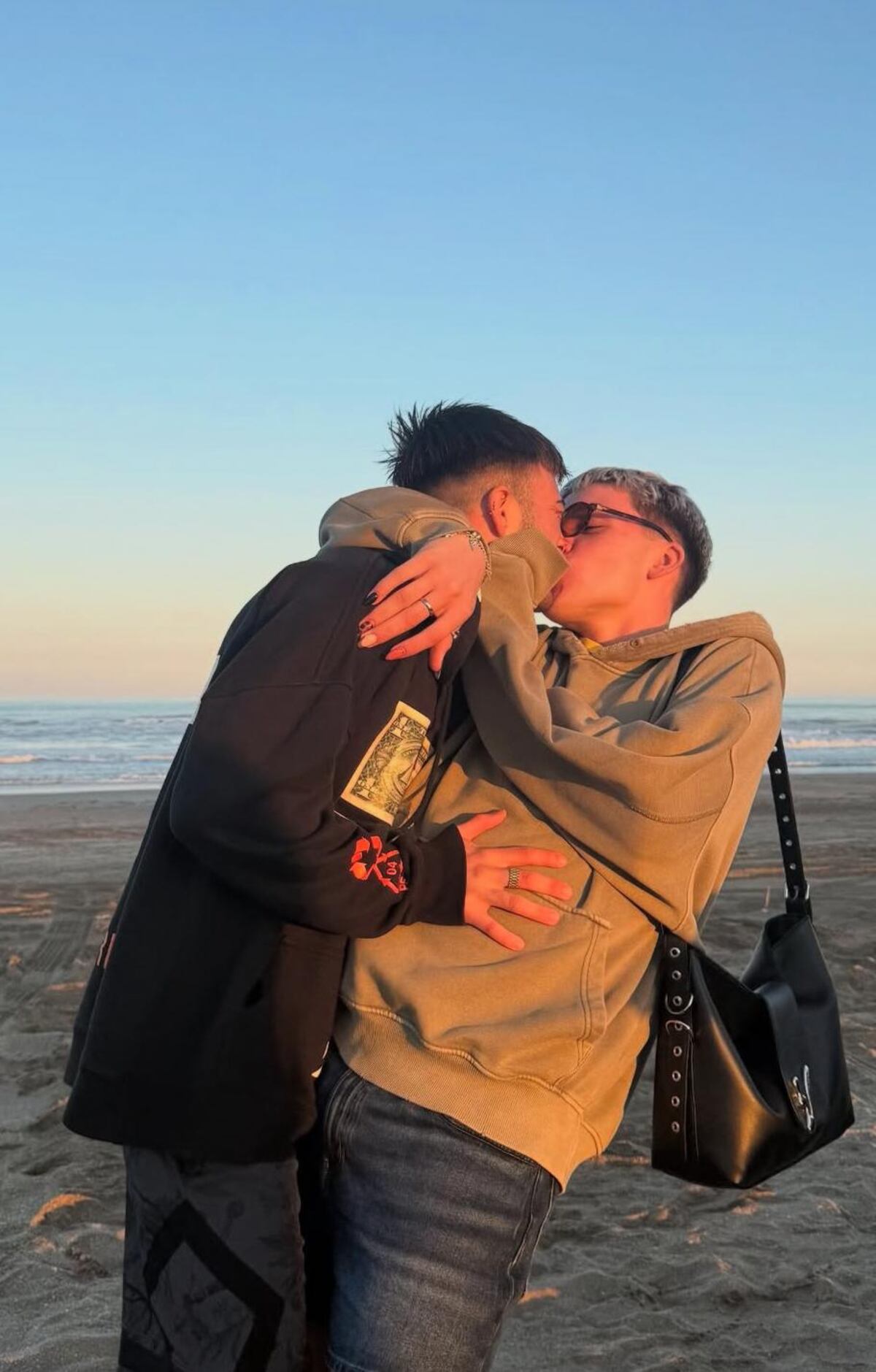 El carrete de fotos de Juan Otero y su pareja.
