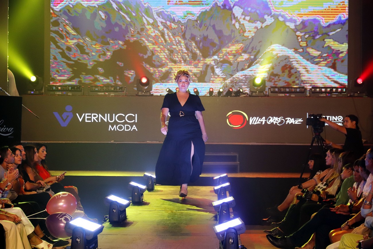 Desfile de Vernucci Moda en Espacio Mónaco en Carlos Paz.  (La Voz)