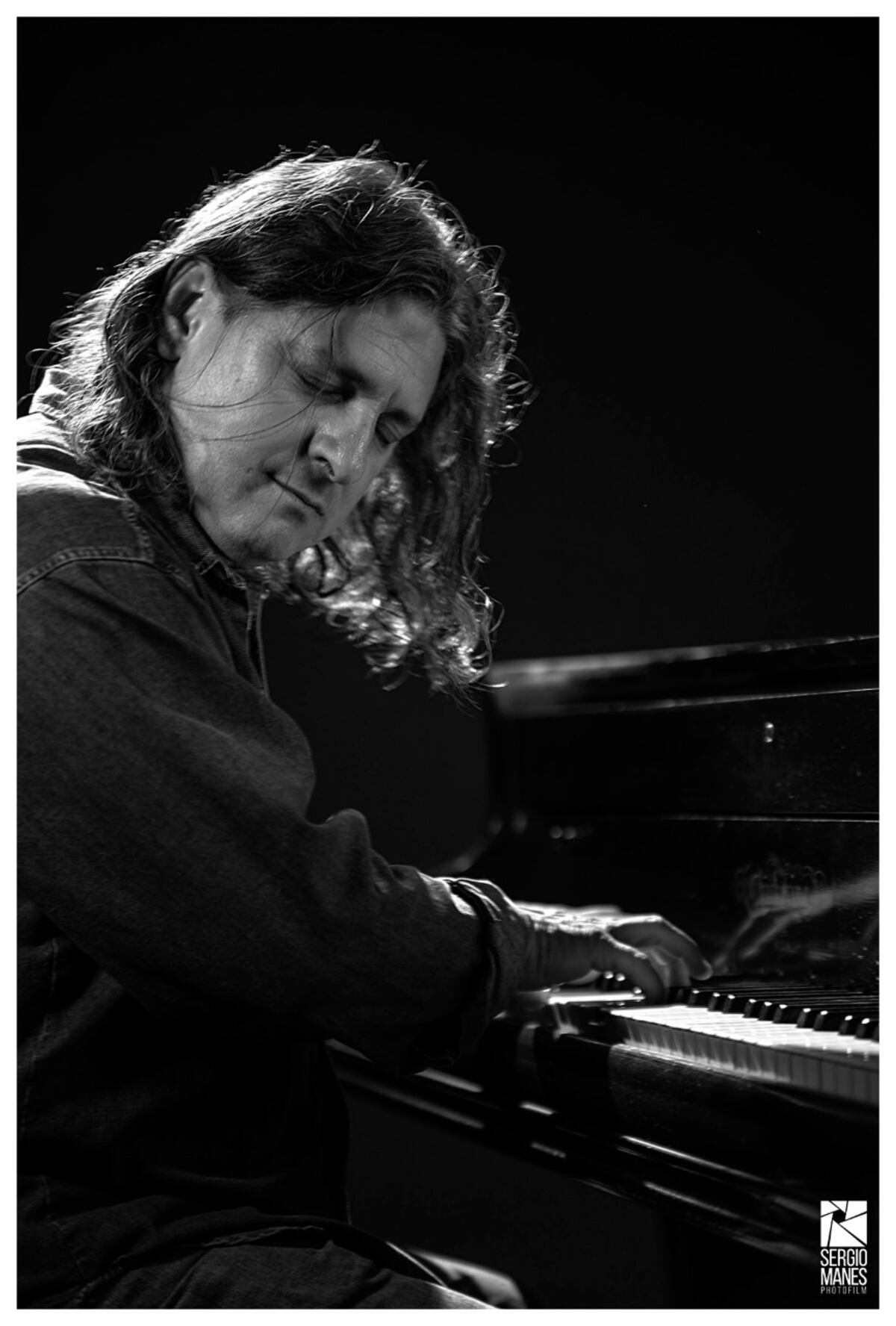 Pablo Lobos, con toda su sensibilidad al piano. (Gentileza Pablo Lobos)