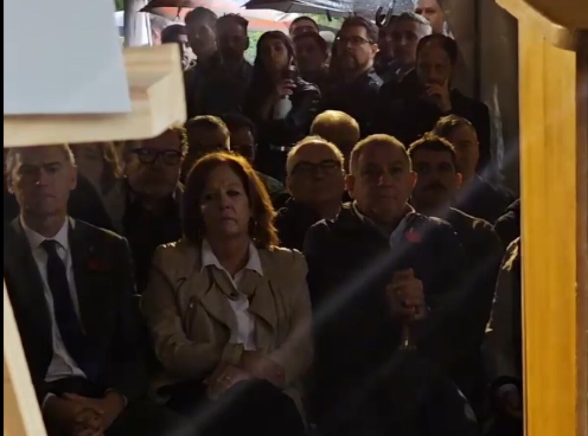 Daniel Passerini, Alejandra Vigo y Luis Juez en el acto por el Día de la Memoria. (imagen de video)