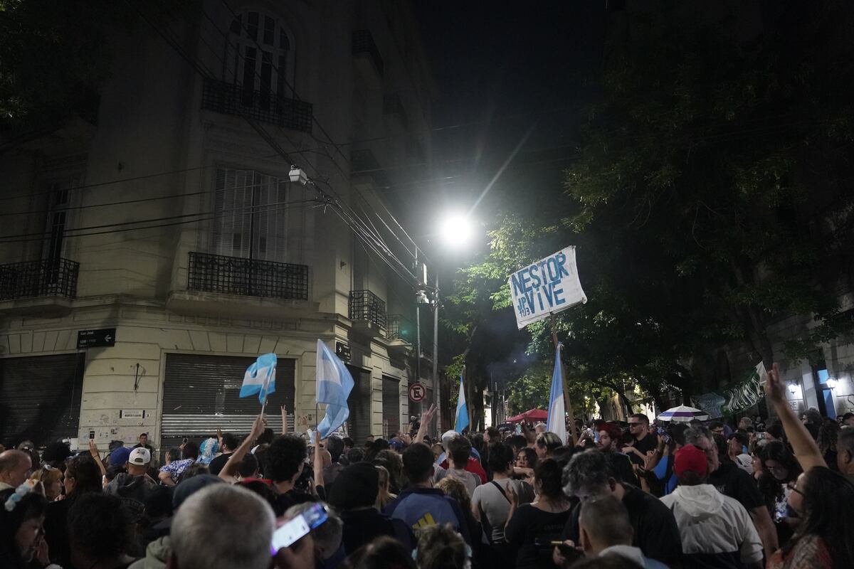 Elecciones 2025: las inmediaciones del departamento de Cristina Kirchner. (Clarín)