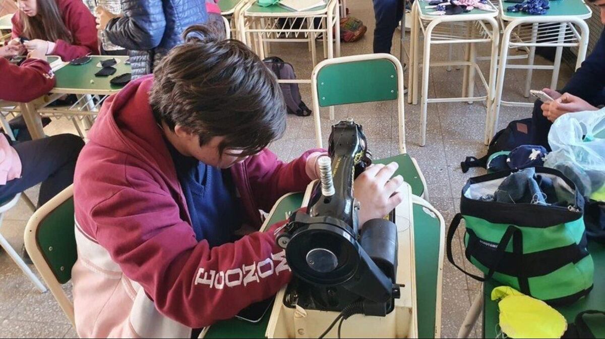 Unos 24 alumnos idearon un producto antidrogas en un colegio santafesino. (El Litoral)