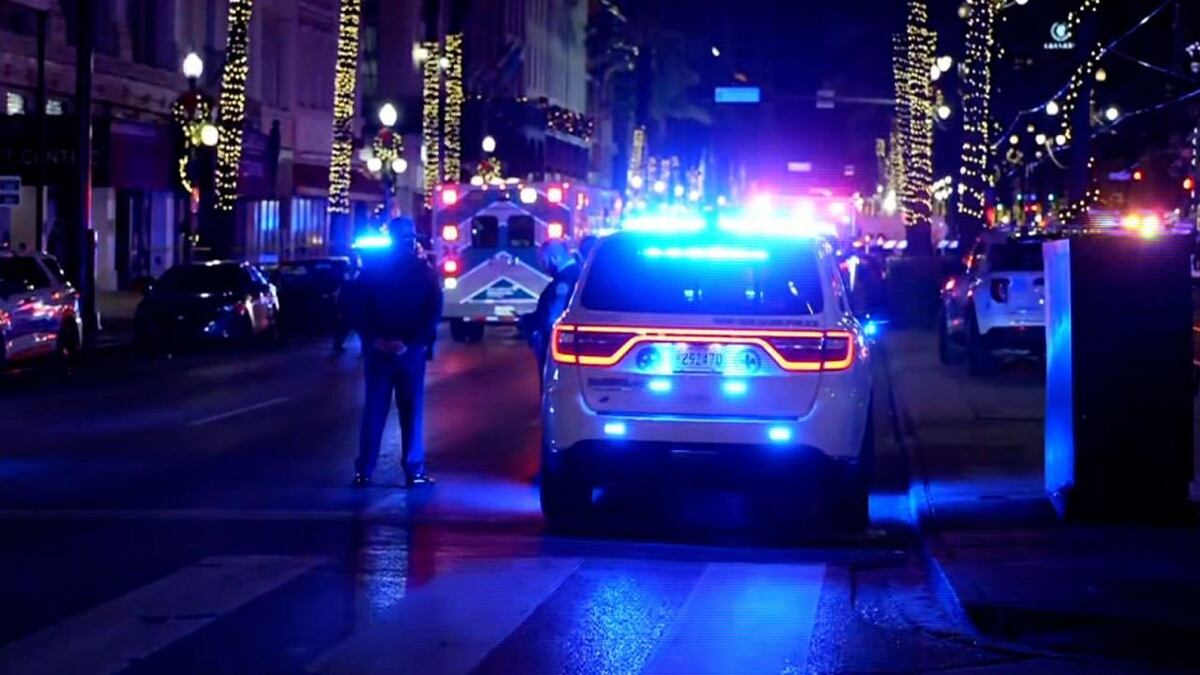 Nueva Orleans sufrió el ataque de un hombre que mató a 10 personas y provocó 30 heridos.