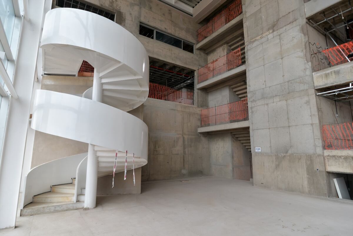Avanza la obra de la nueva sede del Concejo Deliberante de Córdoba, en la zona del ex Abasto, en avenida Costanera (Municipalidad de Córdoba).