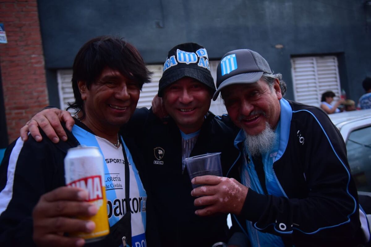 Belgrano y Racing se enfrentaron por las semifinales de la Copa Córdoba en el estadio Gigante de Alberdi. (Javier Ferreryra / La Voz)