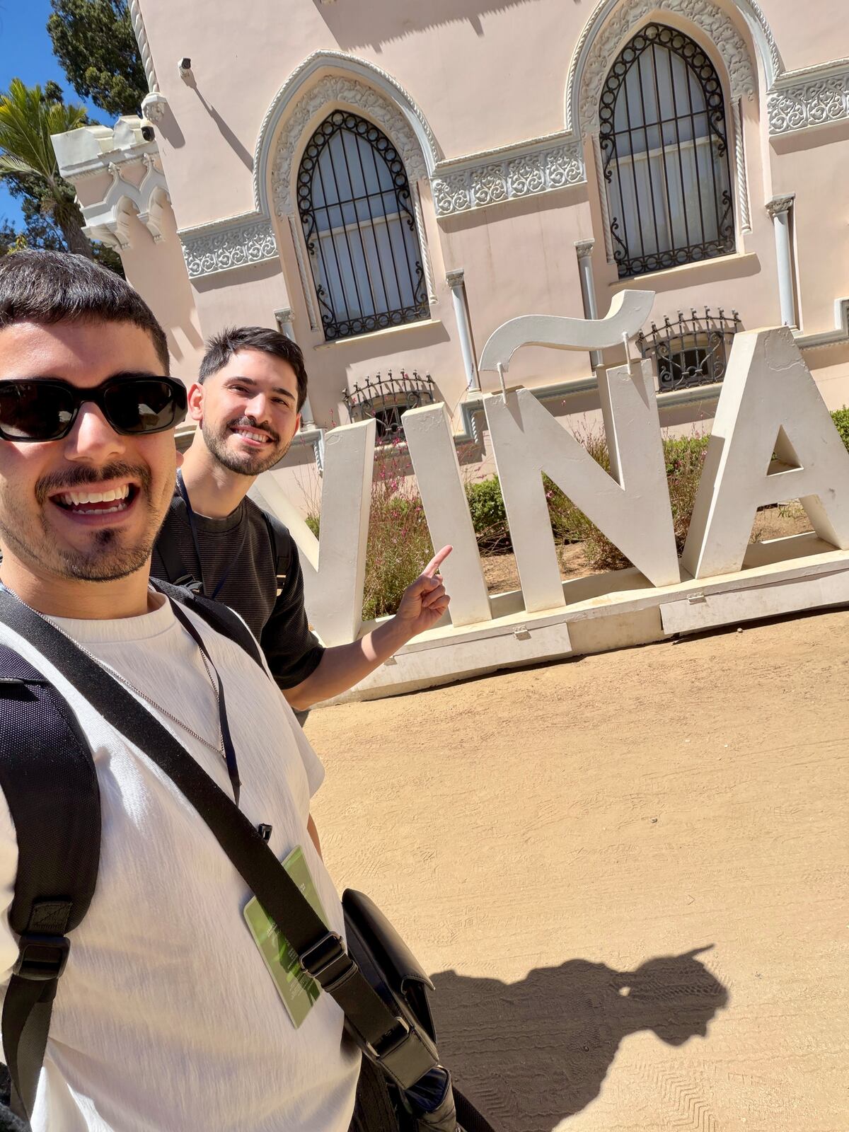 Sergio Prada y Agustín Fantili forman Campedrinos, el dúo folklórico que representará a Argentina en el festival de Viña del Mar 2026 (Gentileza Prensa)