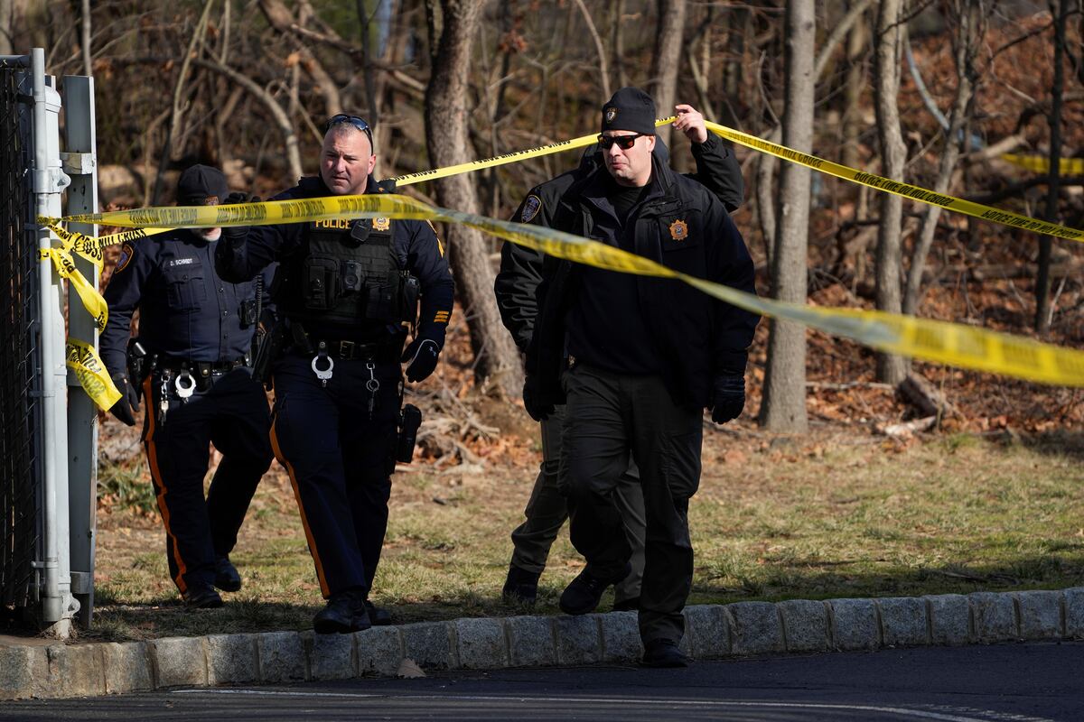 Investigación del crimen en Parlin, Sayreville. (AP/Seth Wenig)