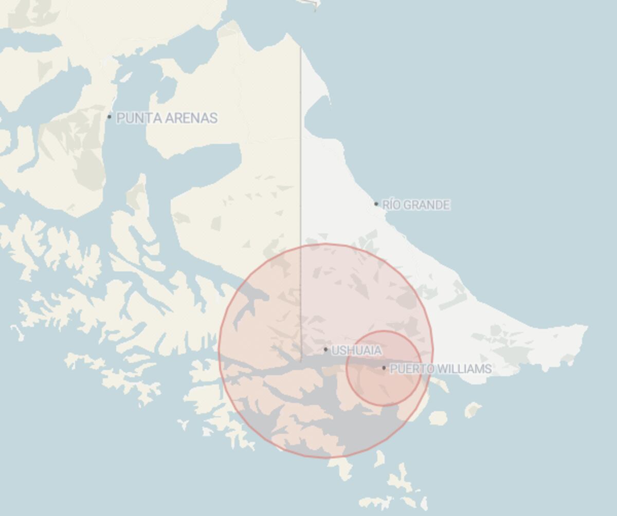 (*) Cifra aprox. entre civiles y militares (2002). Cabo de Hornos, donde se encuentra Puerto Williams, registró en 2024 una población de 9.147 habitantes. (Clarín)