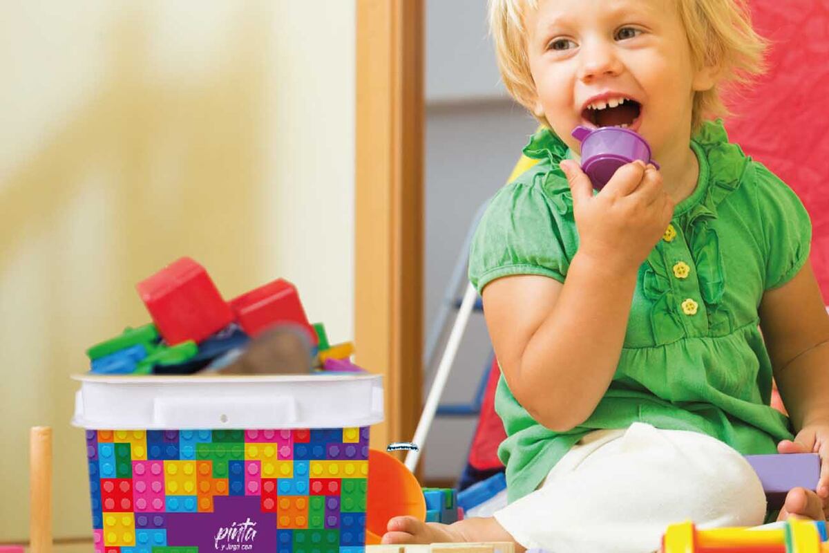 Juguetes. Puede convertirse en cesto para mantener orden y guardado en el cuarto de los niños.