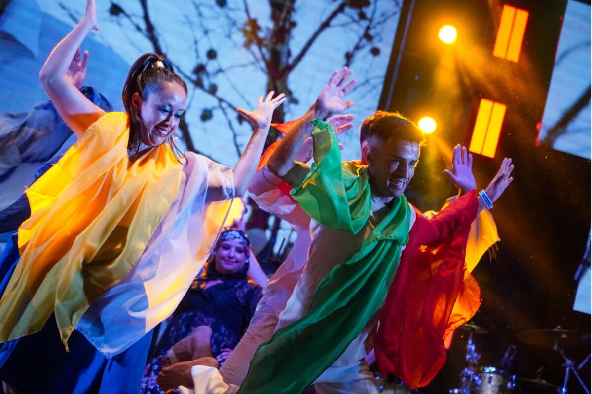 En su edición número 37, invita a vivir cinco noches donde las culturas del mundo se encuentran, se abrazan y celebran juntas.
