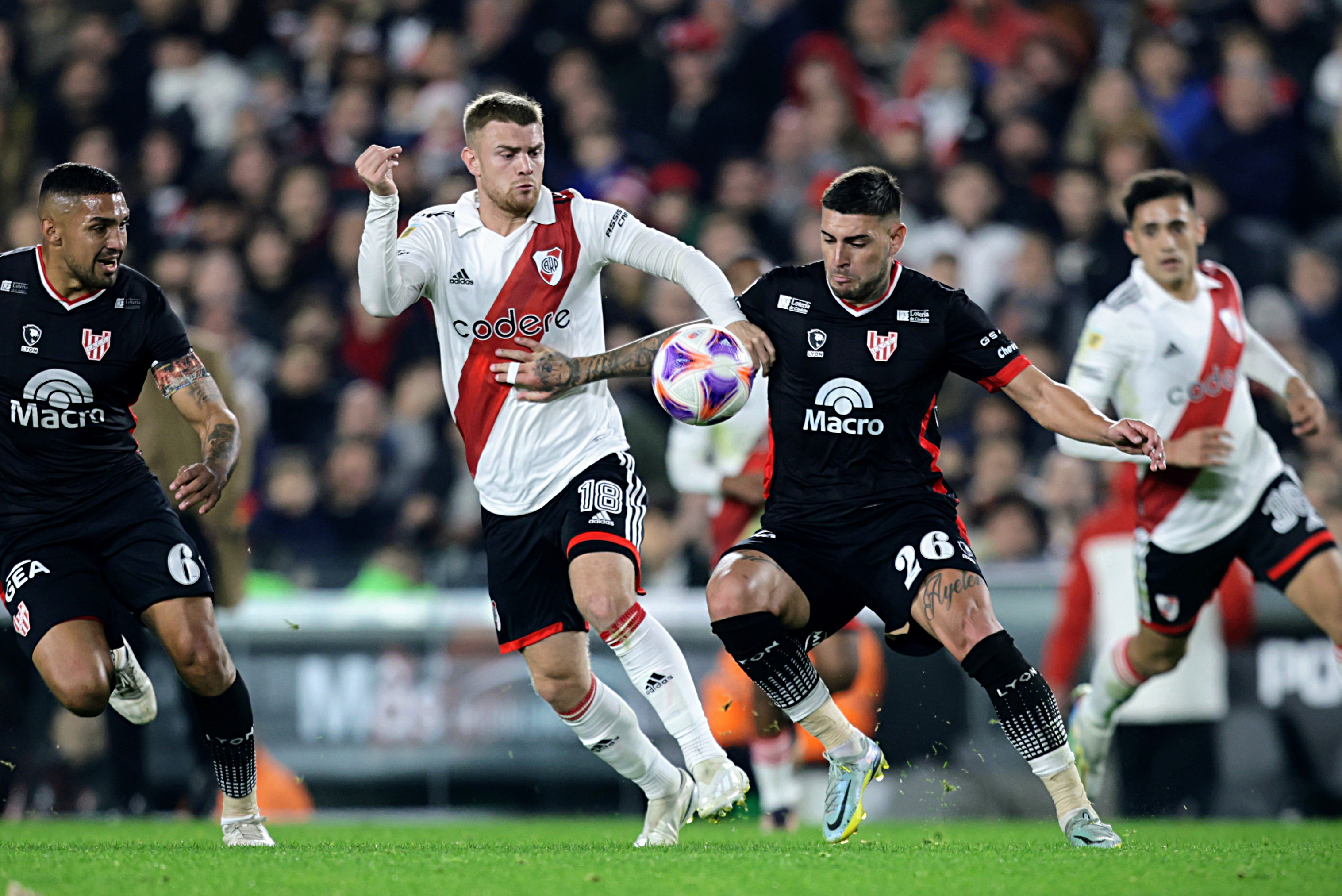 Instituto visitó a River por la fecha 21 de la Liga Profesional en el estadio Monumental de la ciudad de Buenos Aires. (Fotobaires)