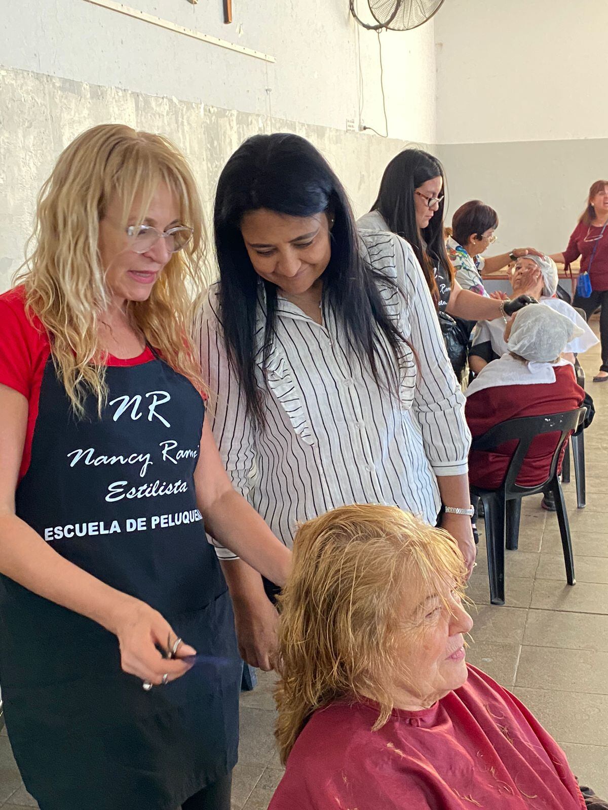 “El spa de Soher”:  la actividad que El Sukaria realiza todos los lunes en distintas seccionales de la ciudad de Córdoba (La Voz)