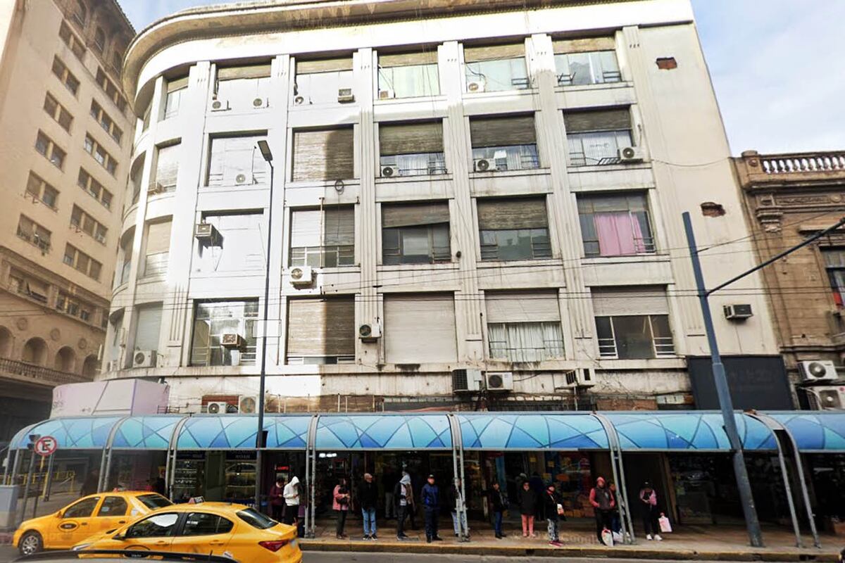Oficina céntrica en avenida Colón 119, Córdoba, Capital.