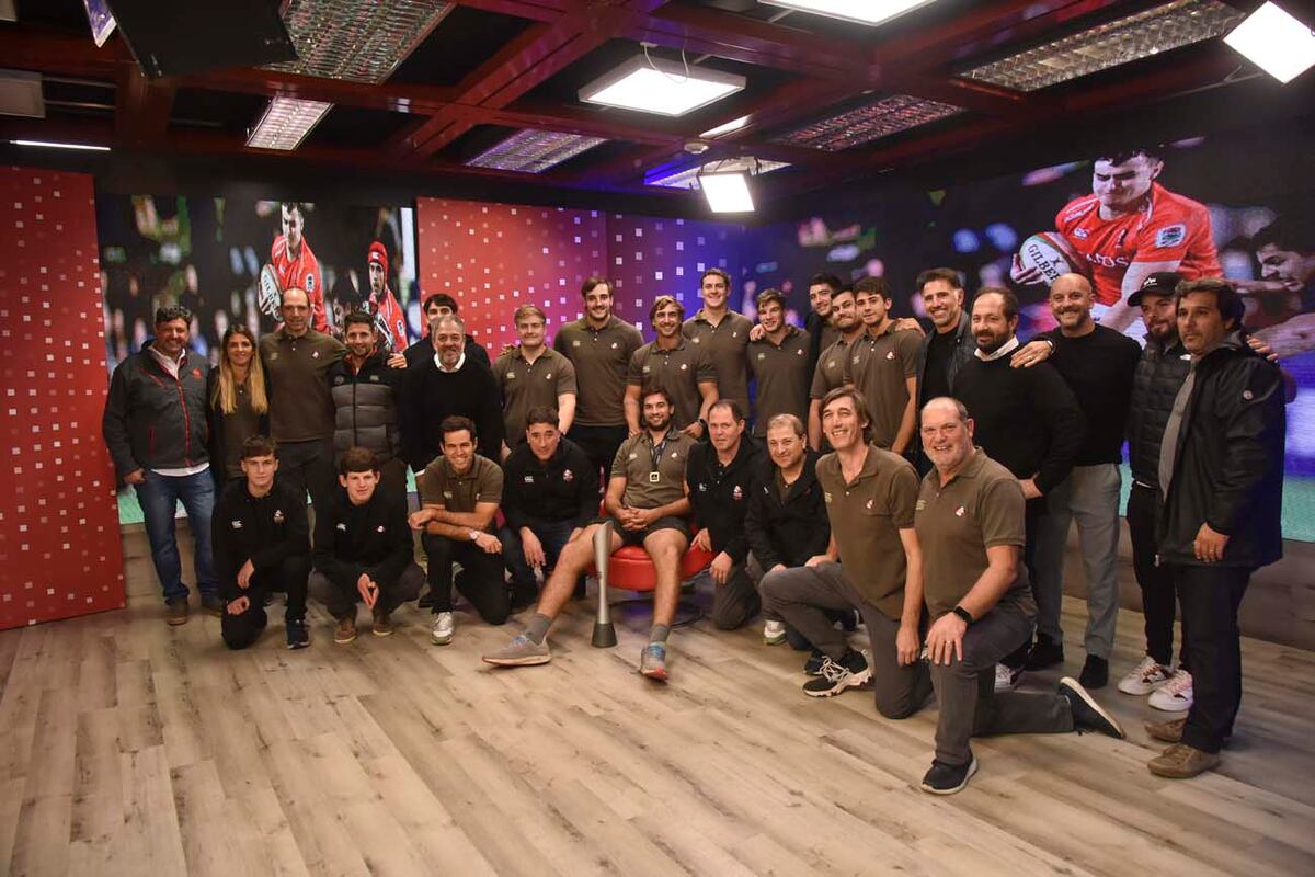 Brindis con los Dogos xv campeones (Facundo Luque / La Voz)