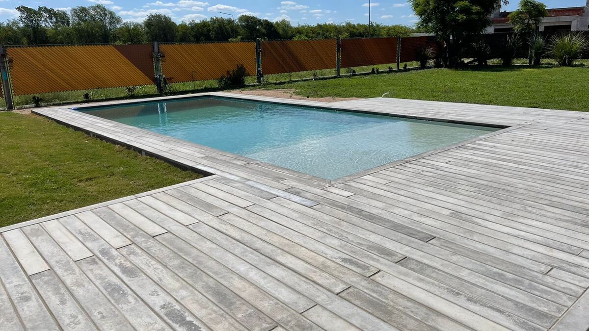 El deck de hormigón es un producto versátil, que puede acompañar a cualquier estilo arquitectónico.