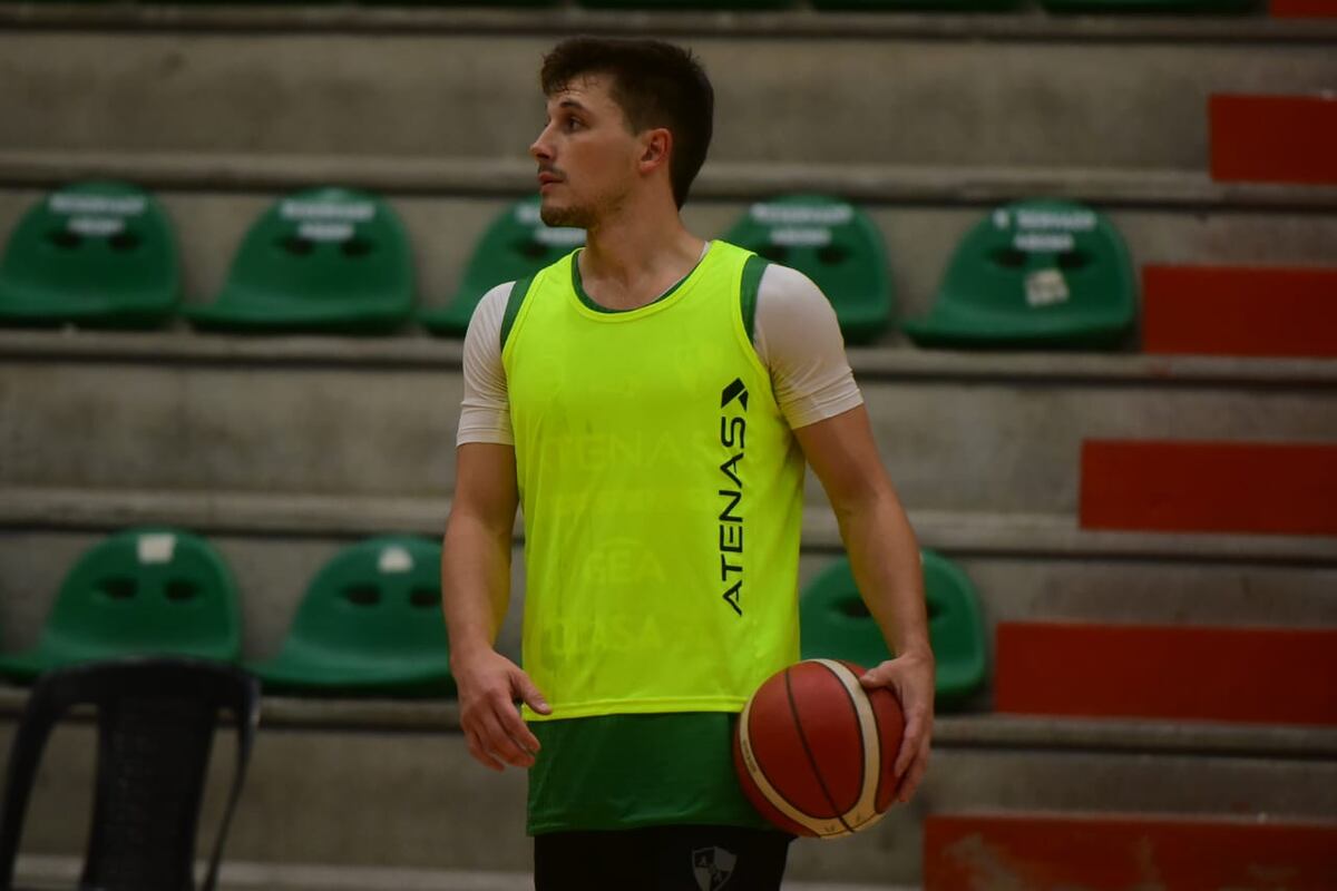 Atenas comenzó su pretemporada para una nueva Liga Nacional. (José Hernández / La Voz).