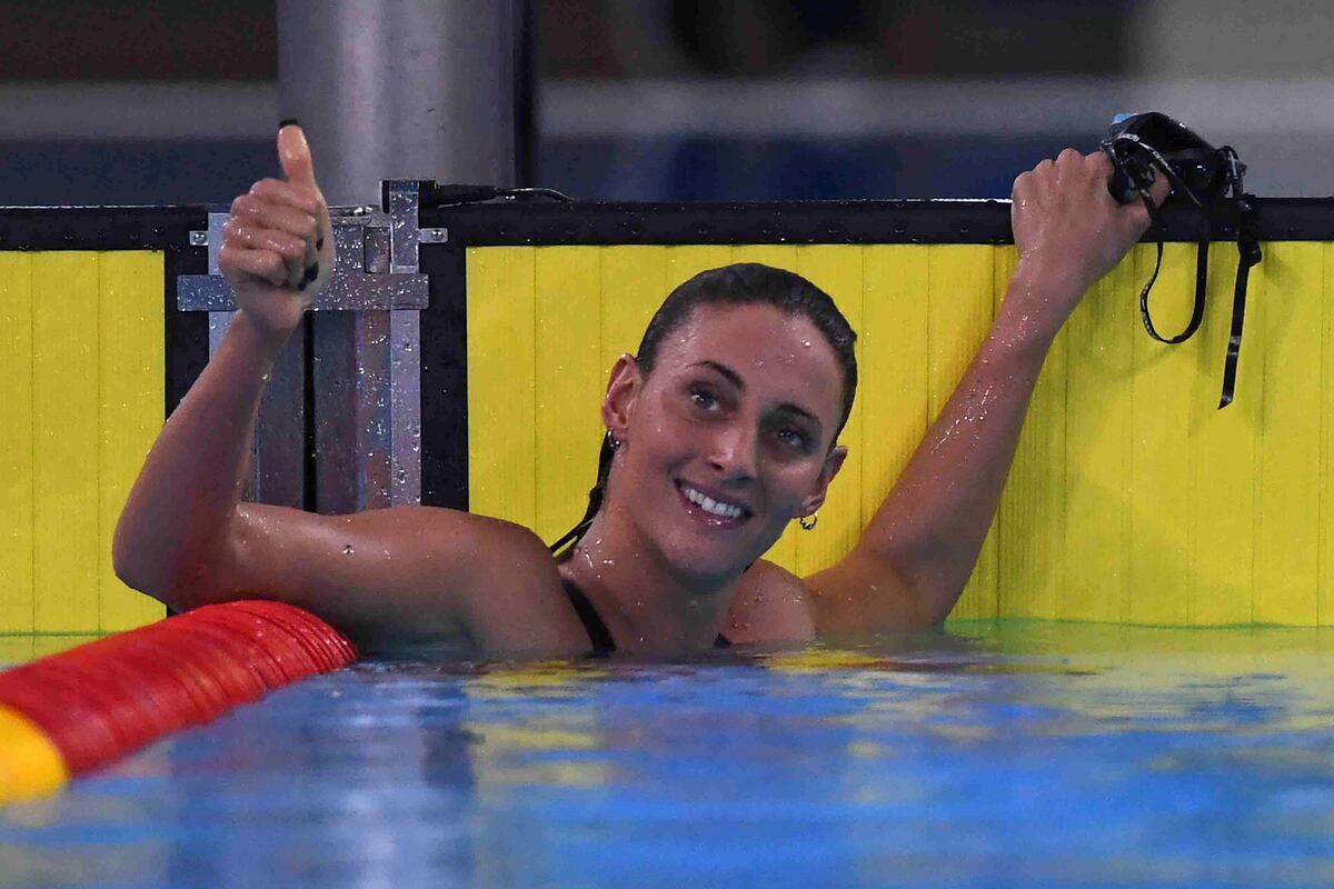 Al podio. Bardach, después de ganar la medalla de plata en los 400 combinados de Lima 2019. (AP)