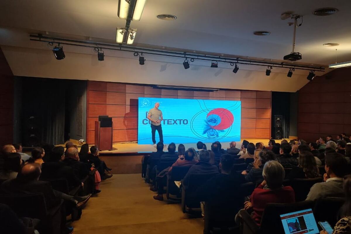 ICBC Potencia tu Pyme: Estanislao Bachrach capacitó a directivos cordobeses en diseño de emociones
