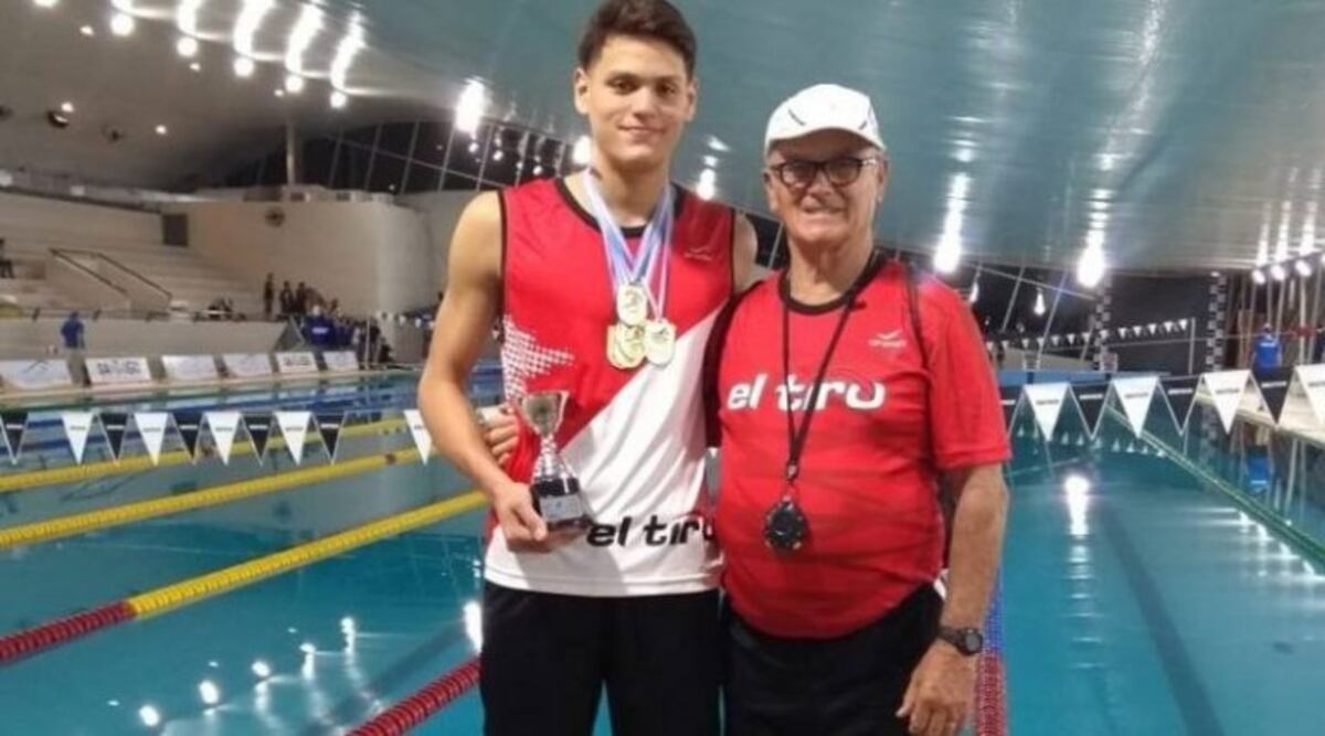 Dante Nicola y "Tati" Turelli, su entrenador de toda la vida en el Tiro morterense. (Tiro Federal de Morteros)