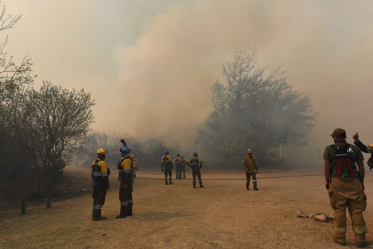 Incendio en la zona de Huerta Grande, en Punilla. El foco más grande de este año. (La Voz)