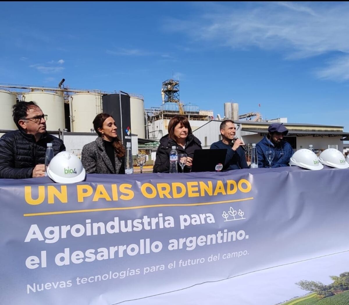 Patricia Bullrich junto a Luis Picat, en Río Cuarto (Gentileza).